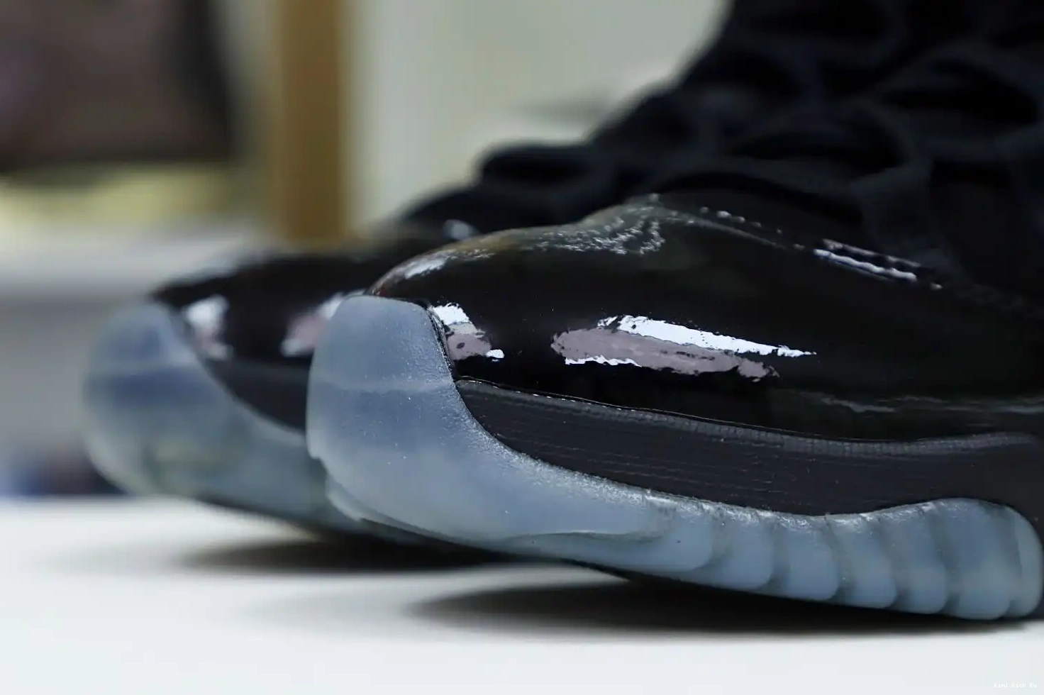 JORDAN RETRO GOWN' AND 11 'CAP Kimikick AIR 0718